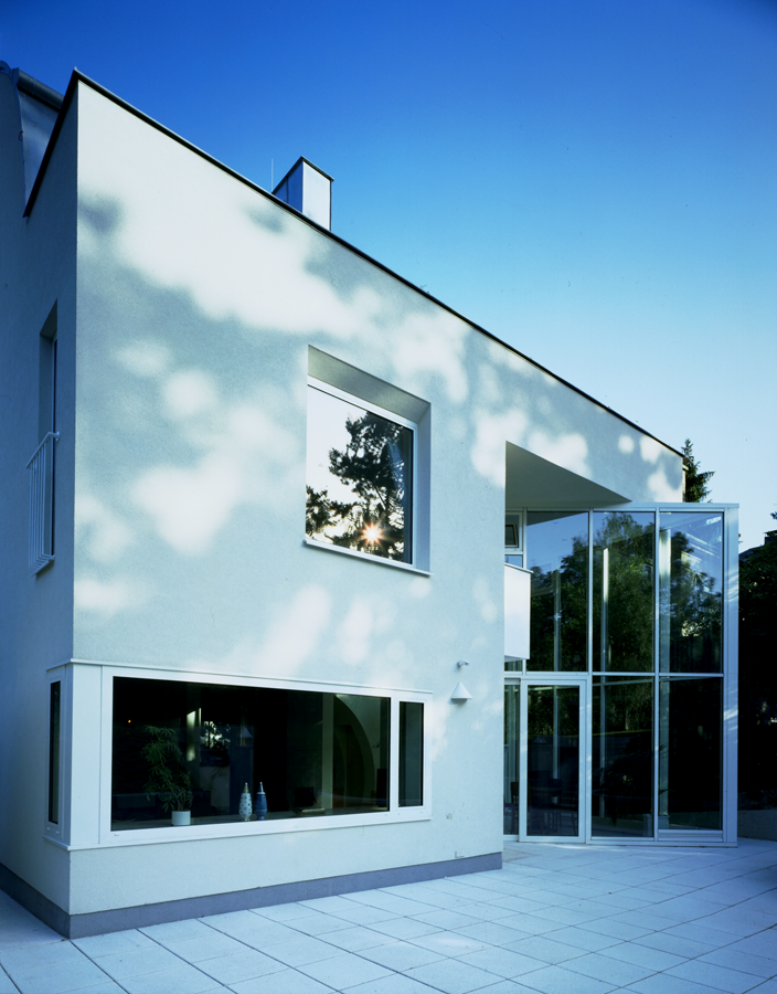 GMMK . Gert M. Mayr-Keber ZT GmbH . 1989-1991 . House in Ober St. Veit . Photography Elisabeth Mayr-Keber